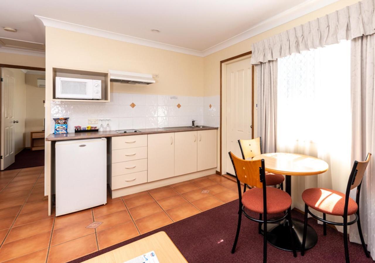 Motel Riviera On Ruthven Toowoomba Zewnętrze zdjęcie