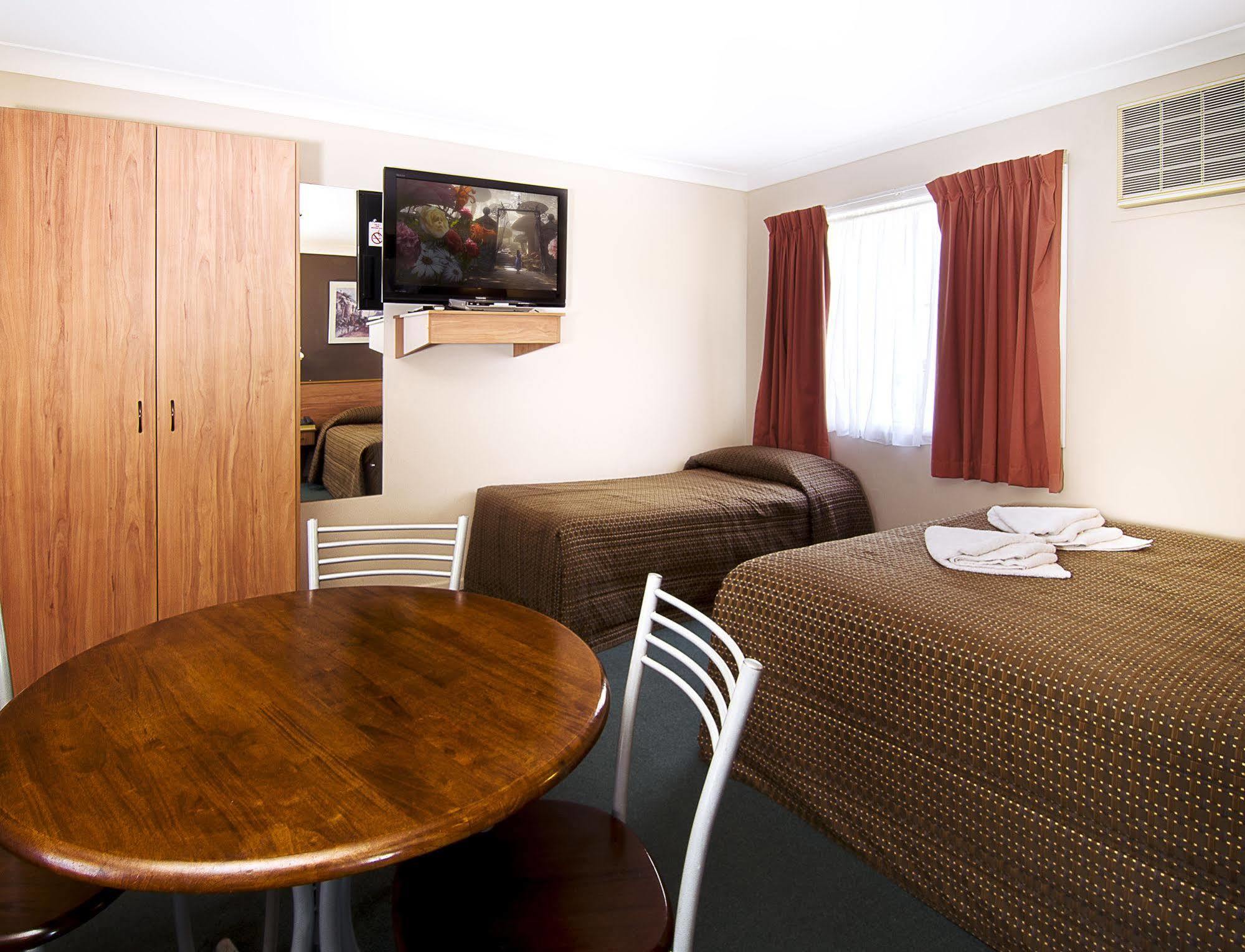 Motel Riviera On Ruthven Toowoomba Zewnętrze zdjęcie