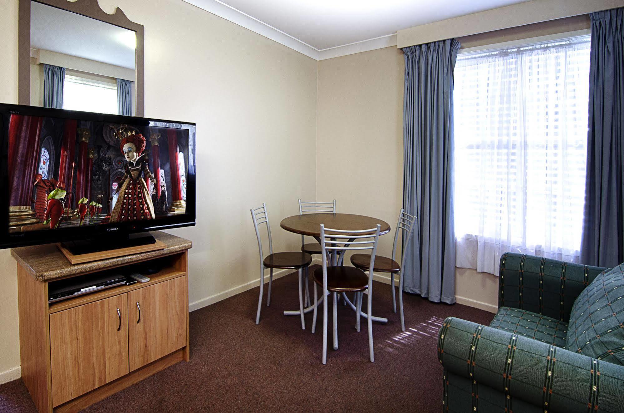 Motel Riviera On Ruthven Toowoomba Zewnętrze zdjęcie